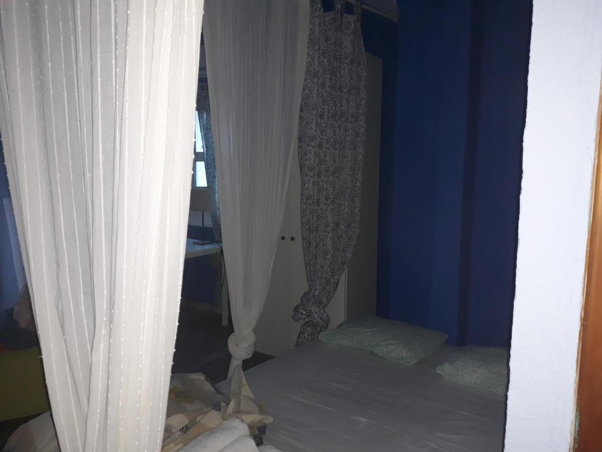 Romantically Allured Studio Next To The Center Tesalonika Bagian luar foto